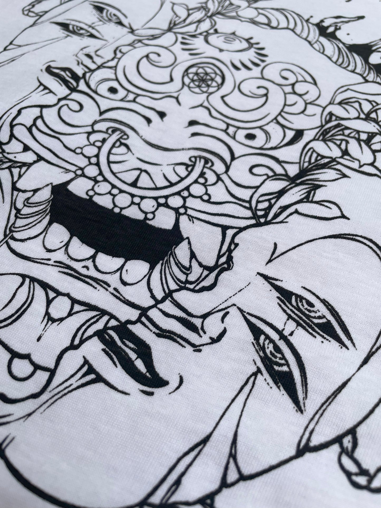KOMAINU Tee / Edición Limitada