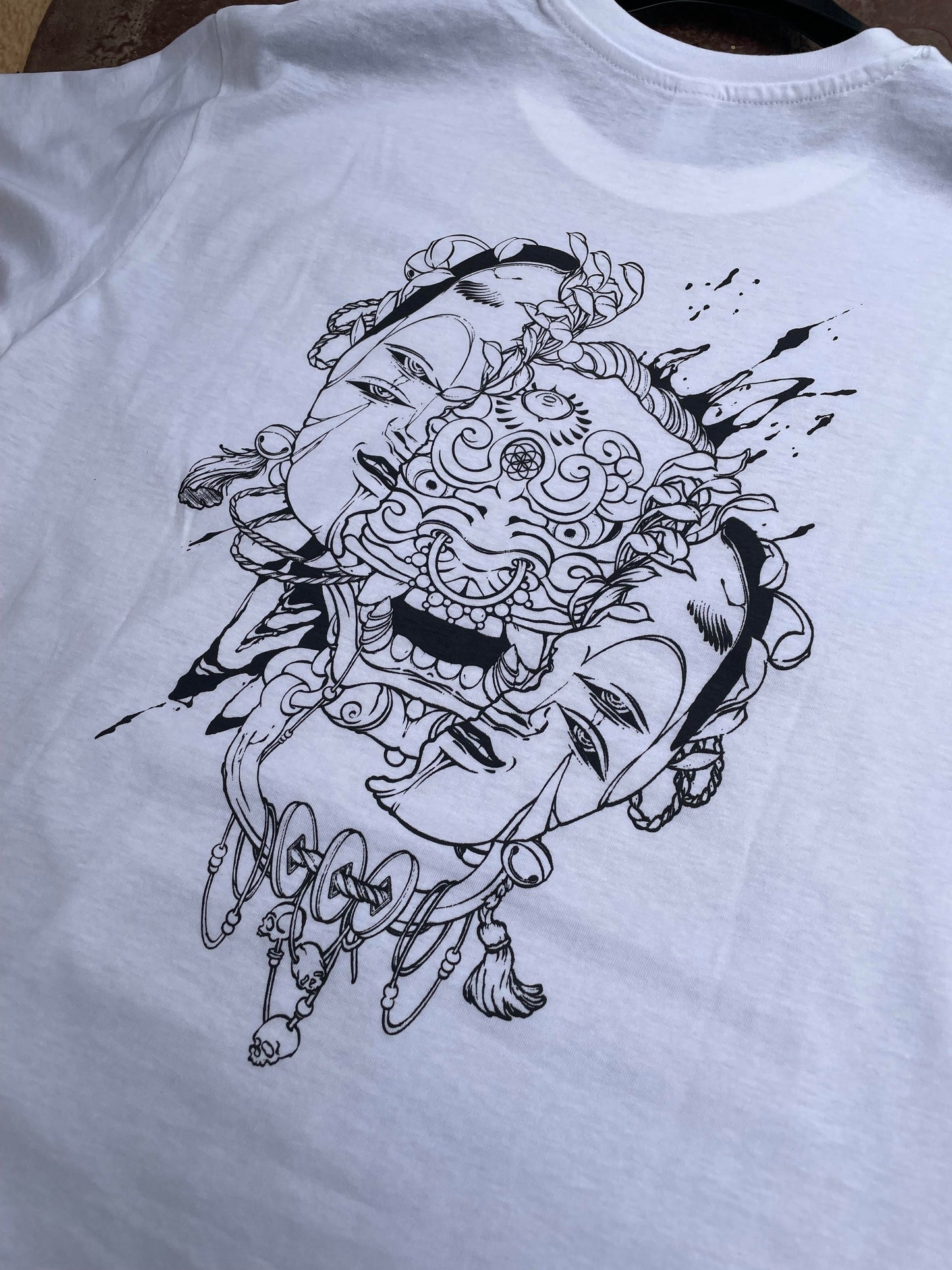 KOMAINU Tee / Edición Limitada