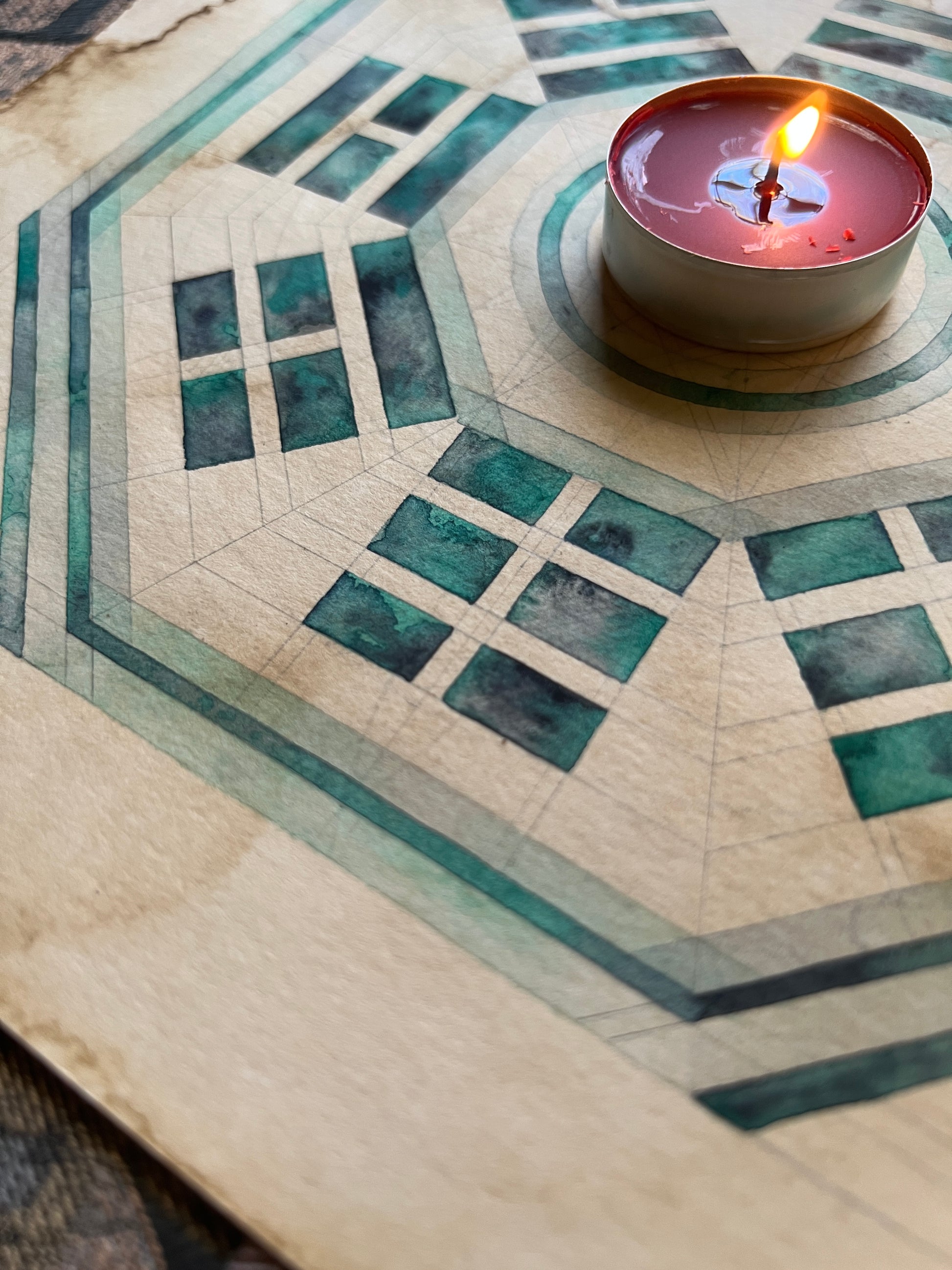 Bagua símbolo milenario chino , con trigramas del Iching para usar en Geomancia para armonizar la energía del hogar.